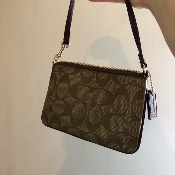 COACH BROWN AND GOLD WRISTLET WALLET - Picture 3 of 6